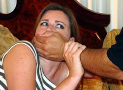 Handgag her